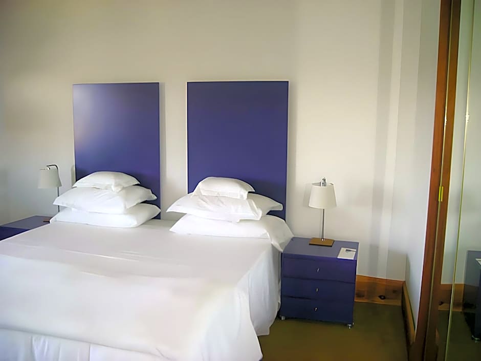 Isla Victoria Lodge