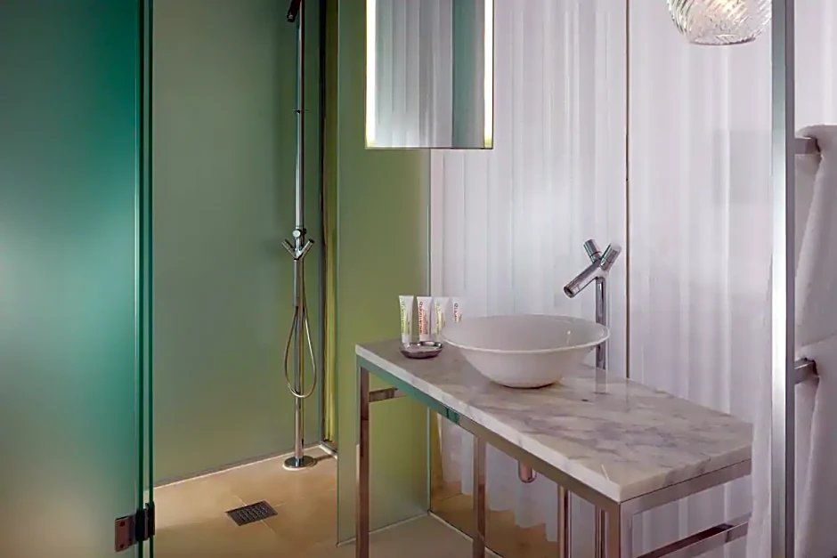 Sanderson London