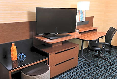 King Studio with Sofa Bed