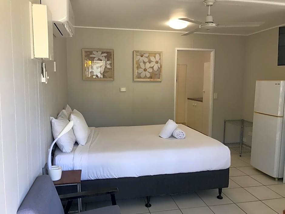 Bush Village Holiday Cabins