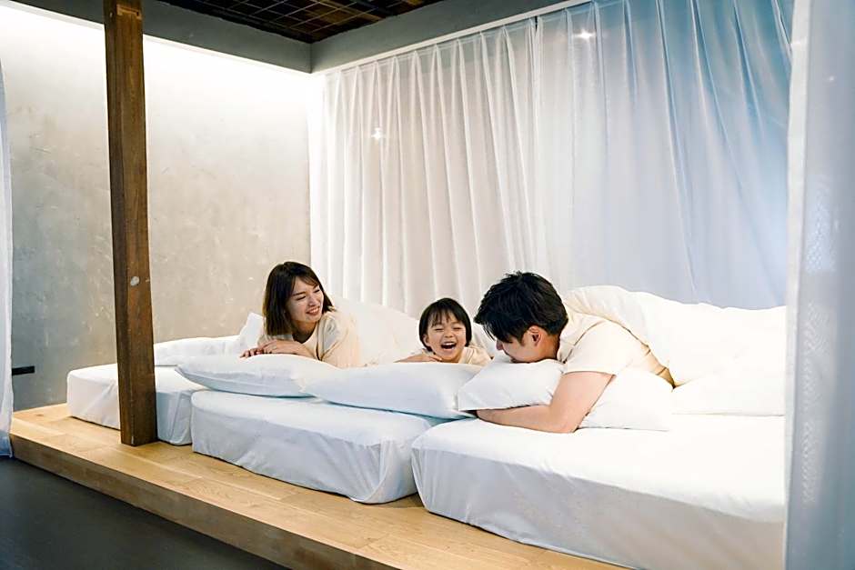 SEKAI HOTEL Deep Osaka Experience
