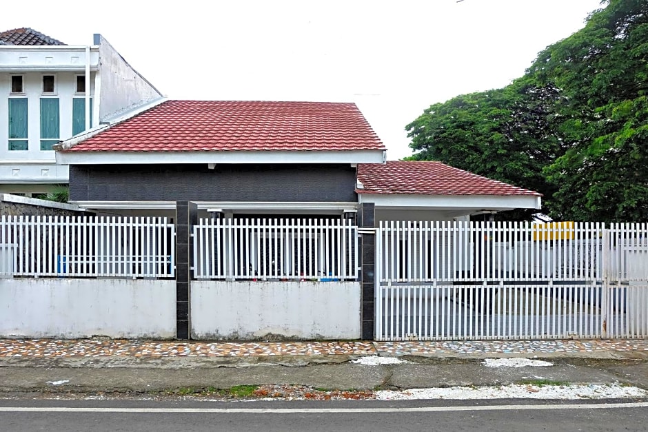 SPOT ON 2847 Anggrek Homestay Syariah