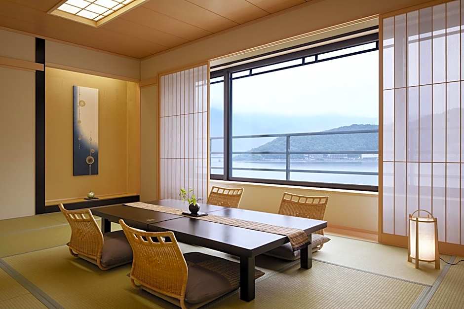 Photo 1 of 9 of Standard Japanese Style, Lake View, High Floor