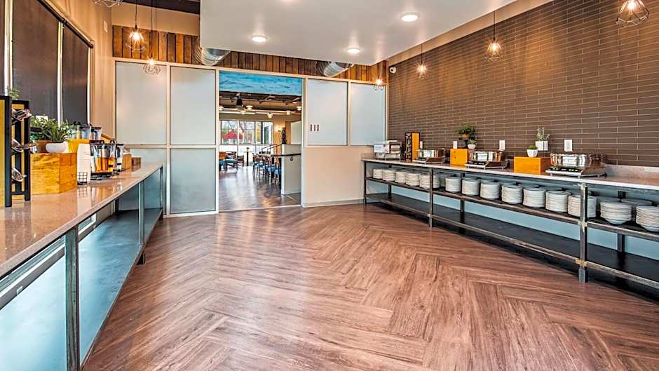 Best Western Premier Ankeny Hotel