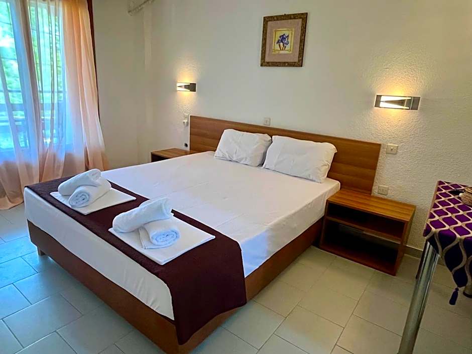 Sirtaki-Siviri Apartments