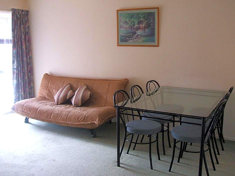 Pavilion Motel & Conference Centre