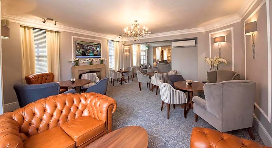 The Royal & Fortescue Hotel
