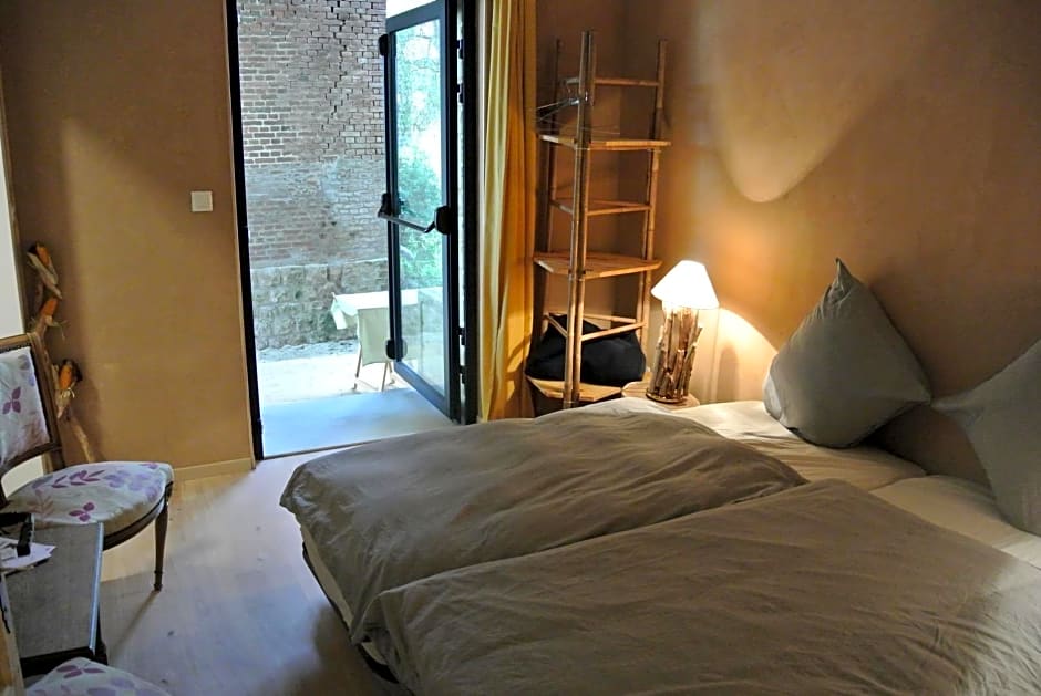 Double room on farm (La ferme du Tao)