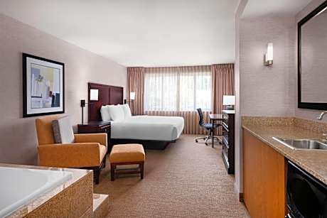 King Room - Disability Access/Non-Smoking