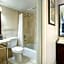 Sheraton Westport Chalet Hotel St. Louis
