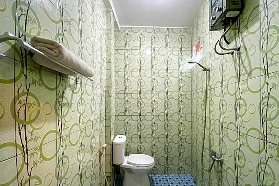 RedDoorz @ Villa Waterfun Favour Pagar Alam