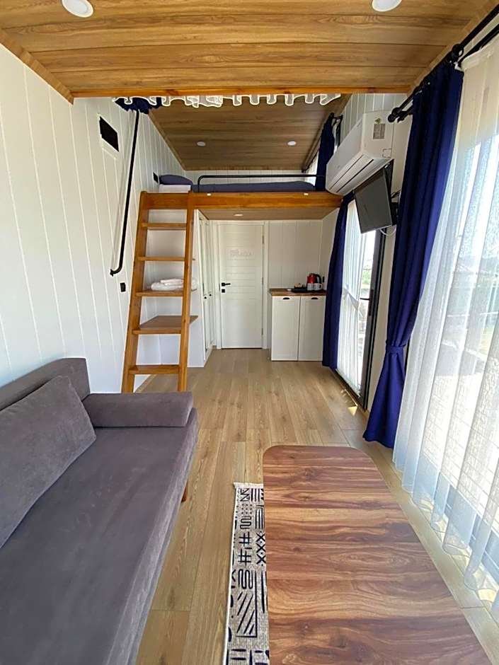 Lavira Tiny House Village