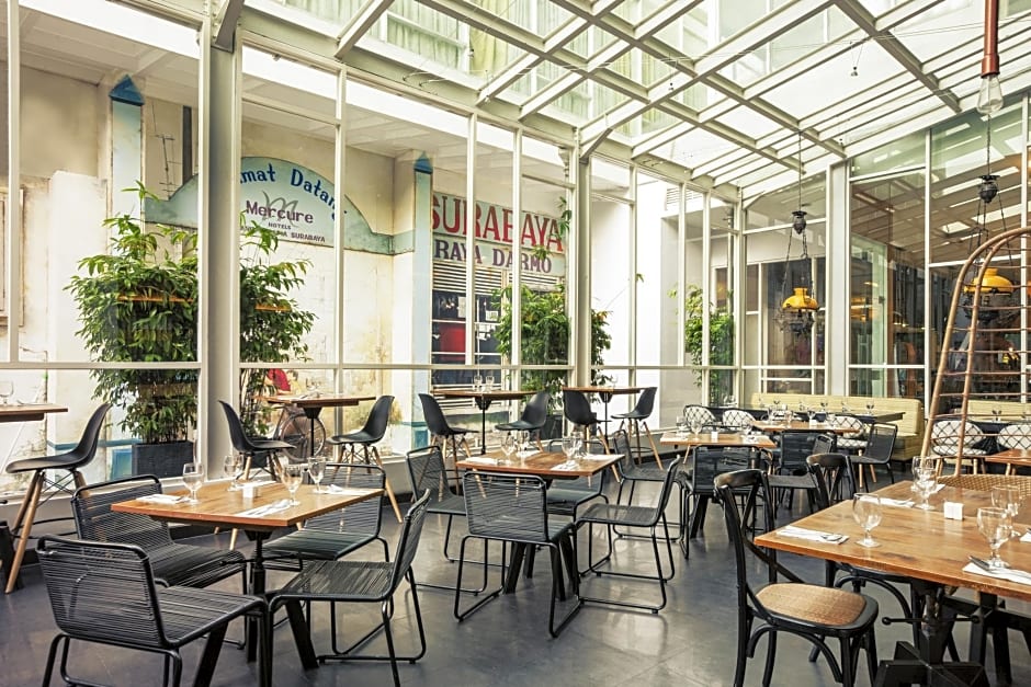 Mercure Surabaya Grand Mirama