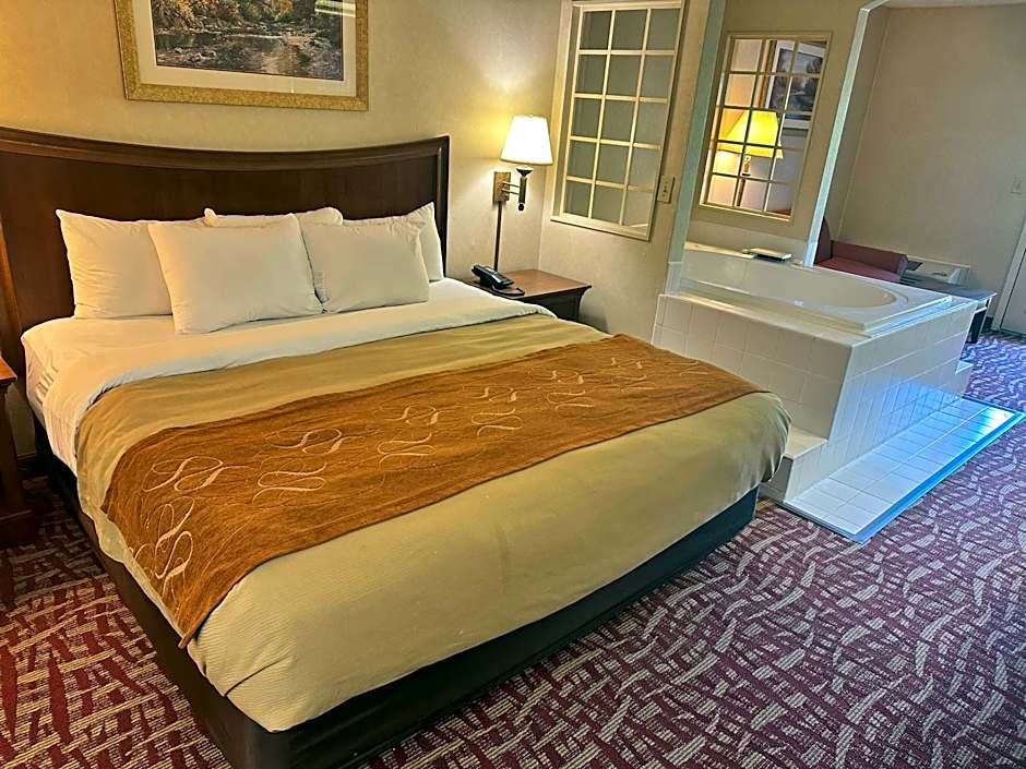 SureStay by Best Western Cherokee on the River