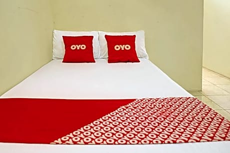 OYO Life  92936 Kost Teteh Erni Karawang