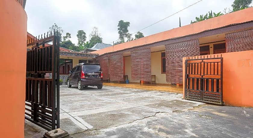 OYO 2162 Pondok Wisata Sri Widodo