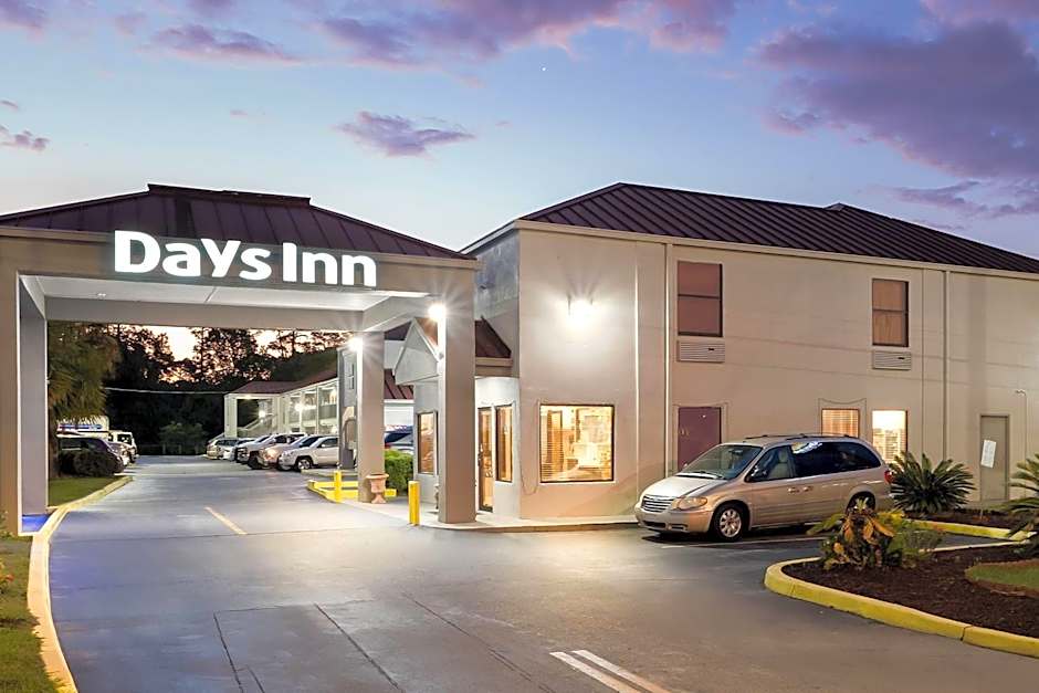Days Inn by Wyndham Bainbridge