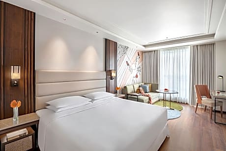 Deluxe King Room