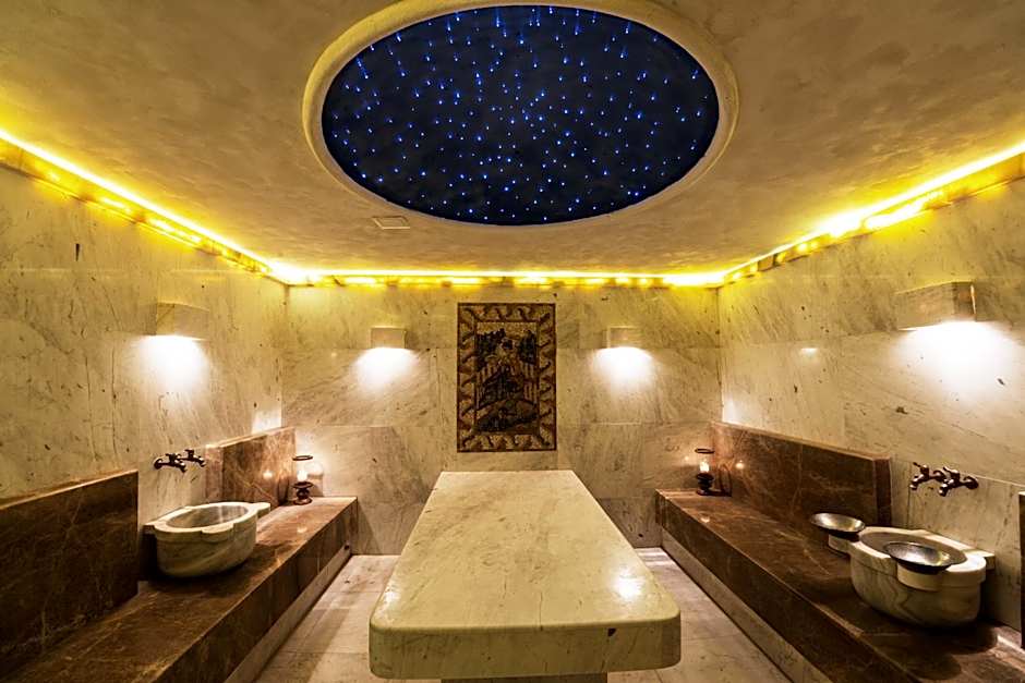 Therma Palace - Balneo SPA, Free parking & Beach