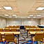 Holiday Inn Express Hotel & Suites Milwaukee-New Berlin By IHG