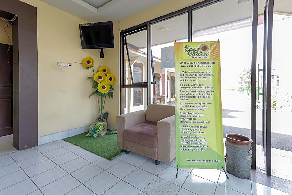 RedDoorz Plus near Museum Angkut Batu 4