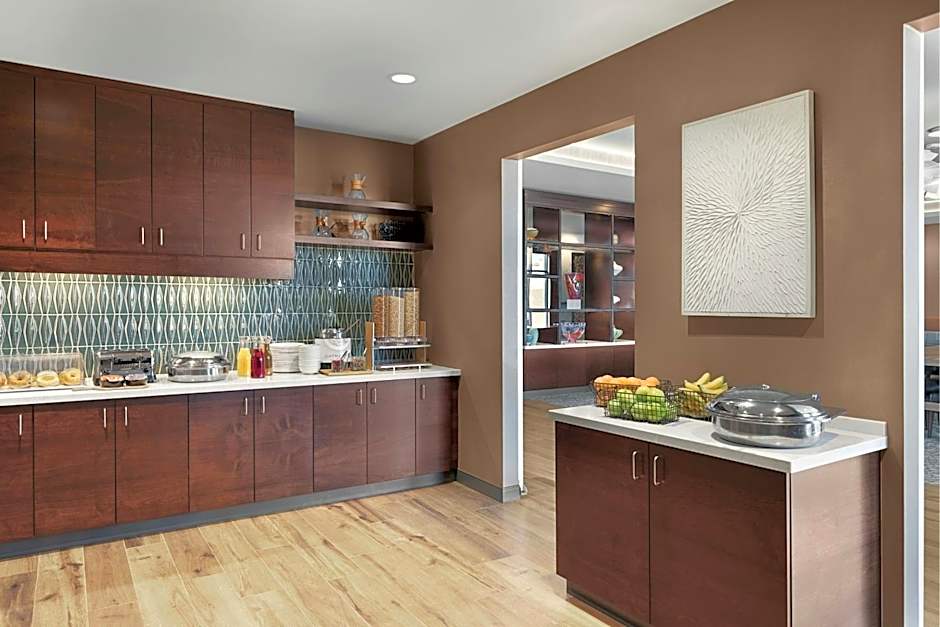 Residence Inn by Marriott Milwaukee Brookfield at Poplar Creek