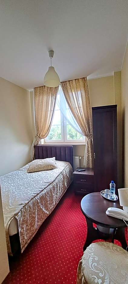 Hotel i Restauracja Chopin