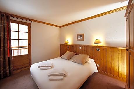 Three-Bedroom Apartment (8 Adults)