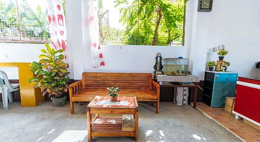 RedDoorz @ Pag Asa Rawis Legazpi