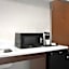 Holiday Inn Express & Suites Alexandria - Fort Belvoir By IHG