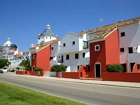 Marina Buzios by Garvetur