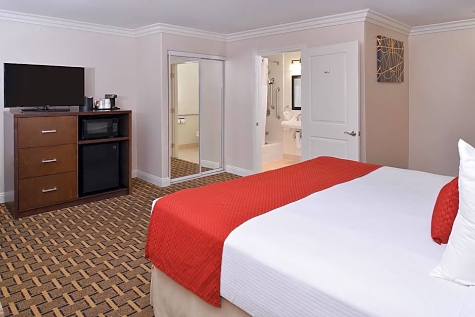 Best Western Plus LA Mid-Town Hotel