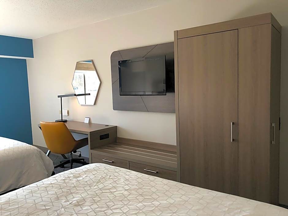 Holiday Inn Express & Suites Donegal By IHG