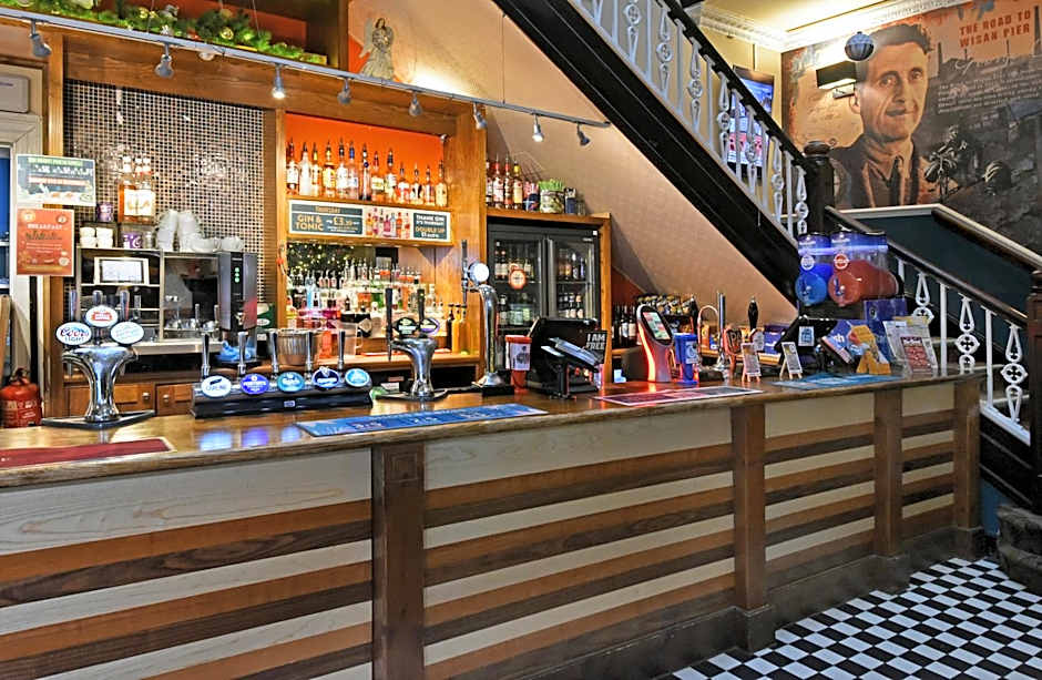 The Mount by Greene King Inns