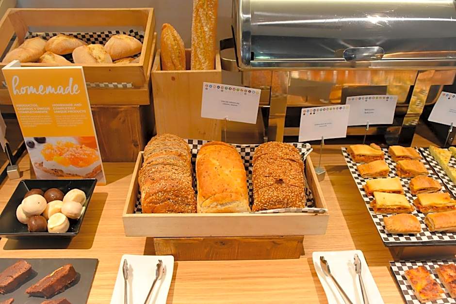 Aparthotel Atenea Valles