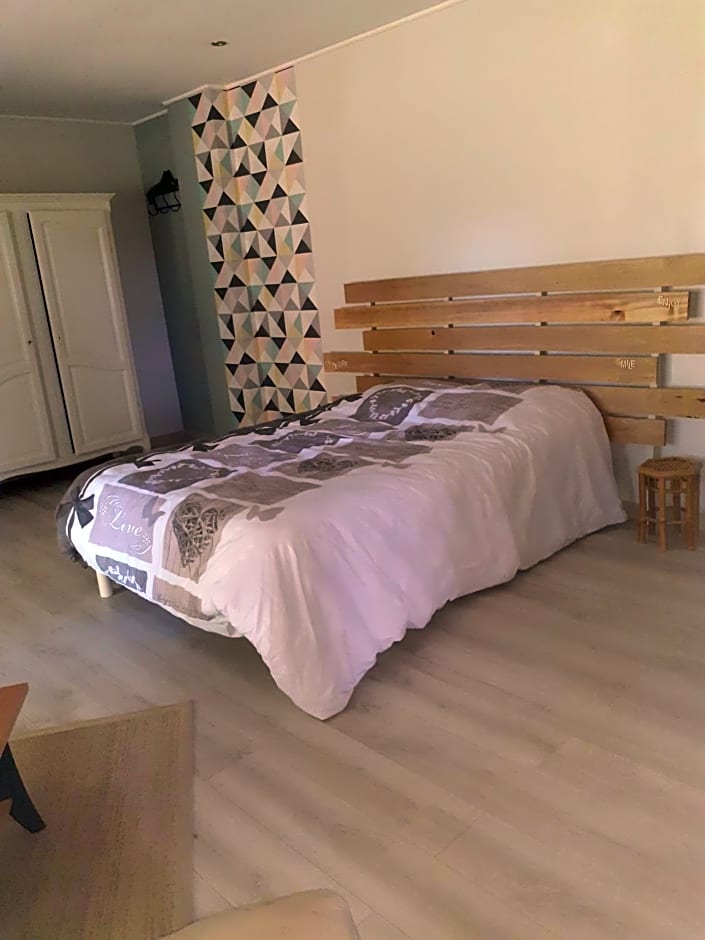 Chambres et Table d'Hôtes Les Trois Marquets