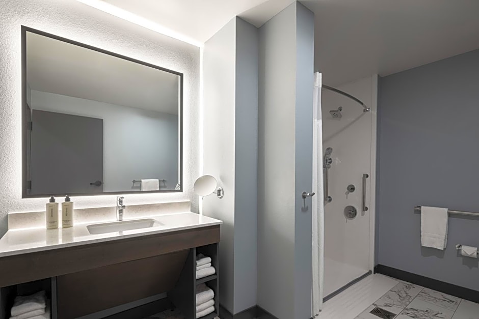 Crowne Plaza - Kearney By IHG