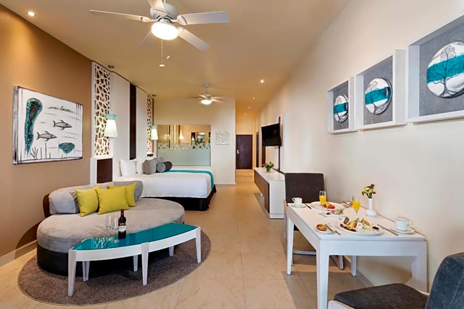 El Dorado Seaside Suites - Catamaran Cenote & More Inclusive- Adults Only