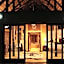 Amakhosi Safari Lodge
