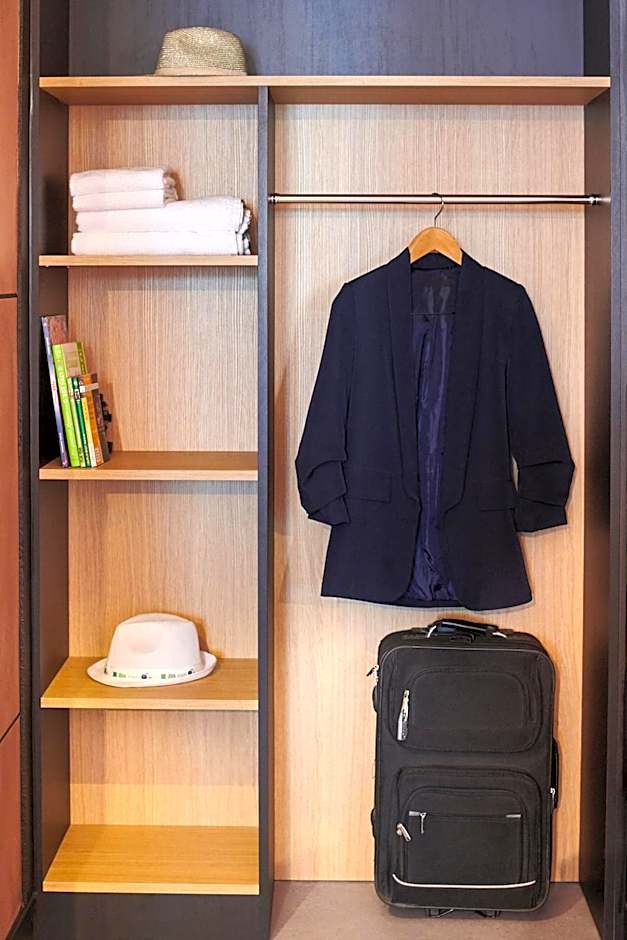 Ibis Styles Cognac