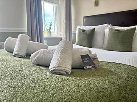 double room-ensuite with shower