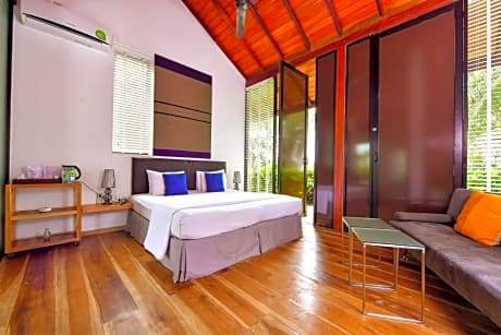 Deluxe Double room in a Villa with A/C