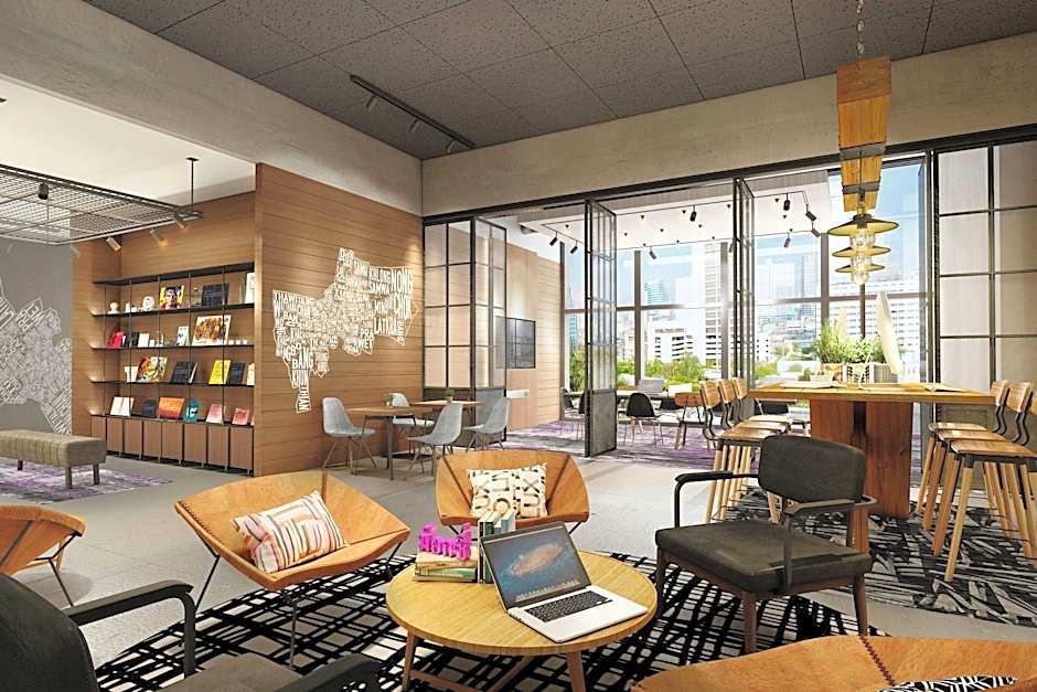 Moxy Bangkok Ratchaprasong