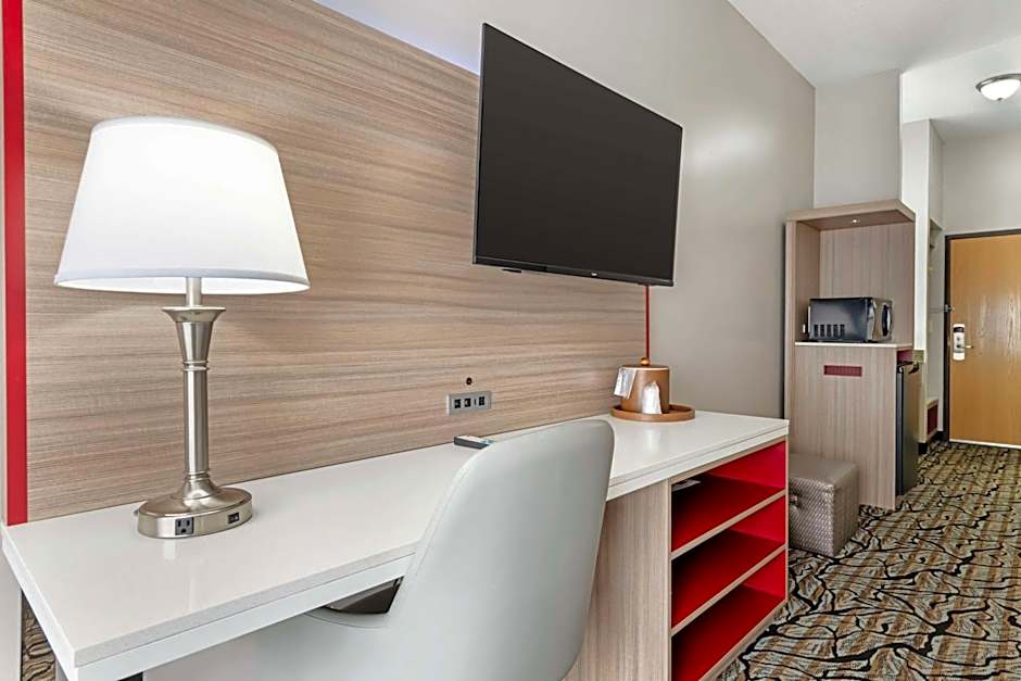Best Western Plus Albert Lea I-90/I-35 Hotel