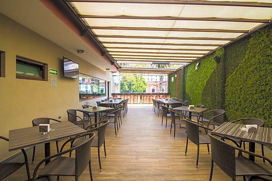 Loa Inn Business Centro Puebla