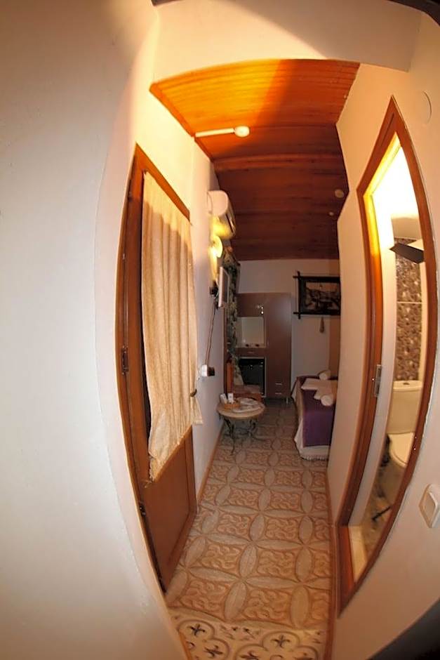 Antik Motel