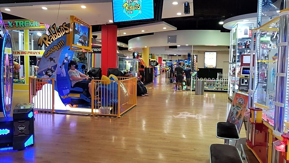 Private Apartments Chevron Renaissance