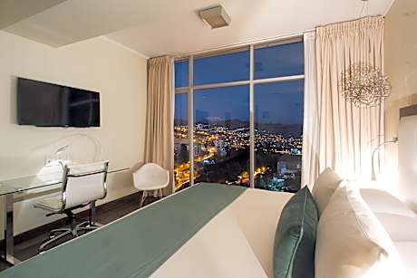 Premium King Mountain View