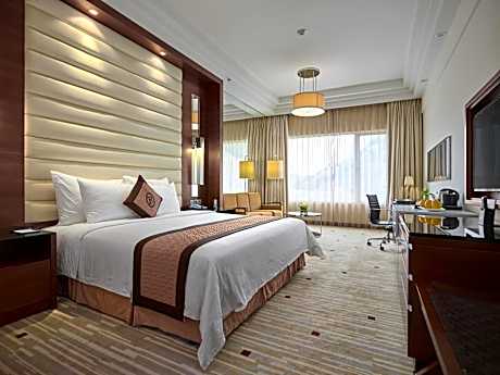 Superior Double Room with Hill View