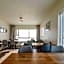Farmhouse Lodge